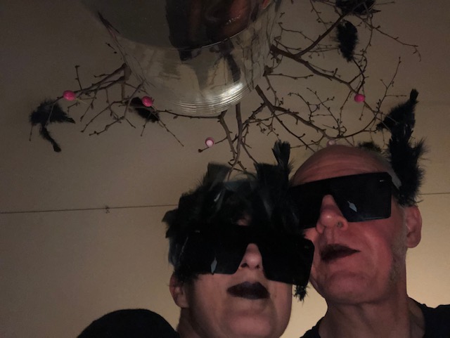 Todo se ve muy oscuro.