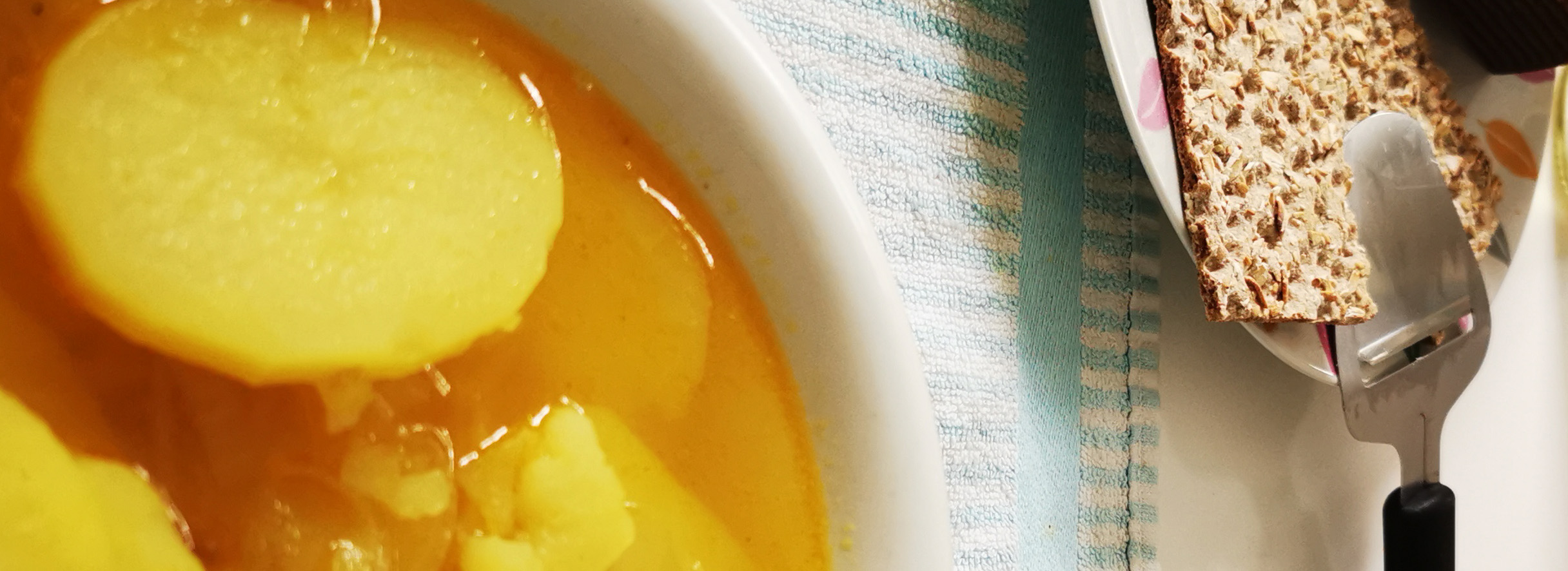sopa de cebolla con patatas