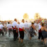 Baño en agua bendita en la Playa de El Palo 4
