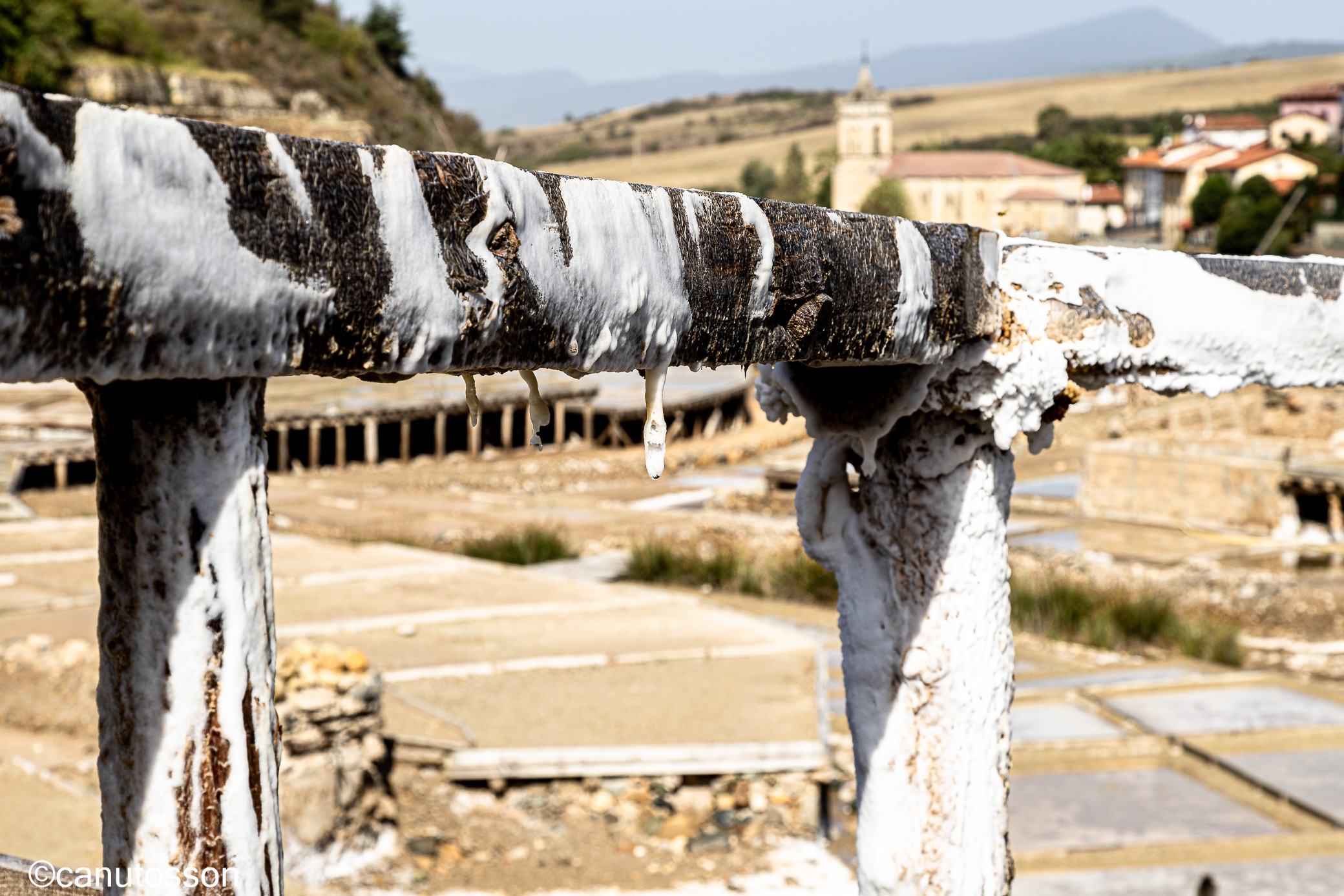 Canalización o acueductos de la salmuera.