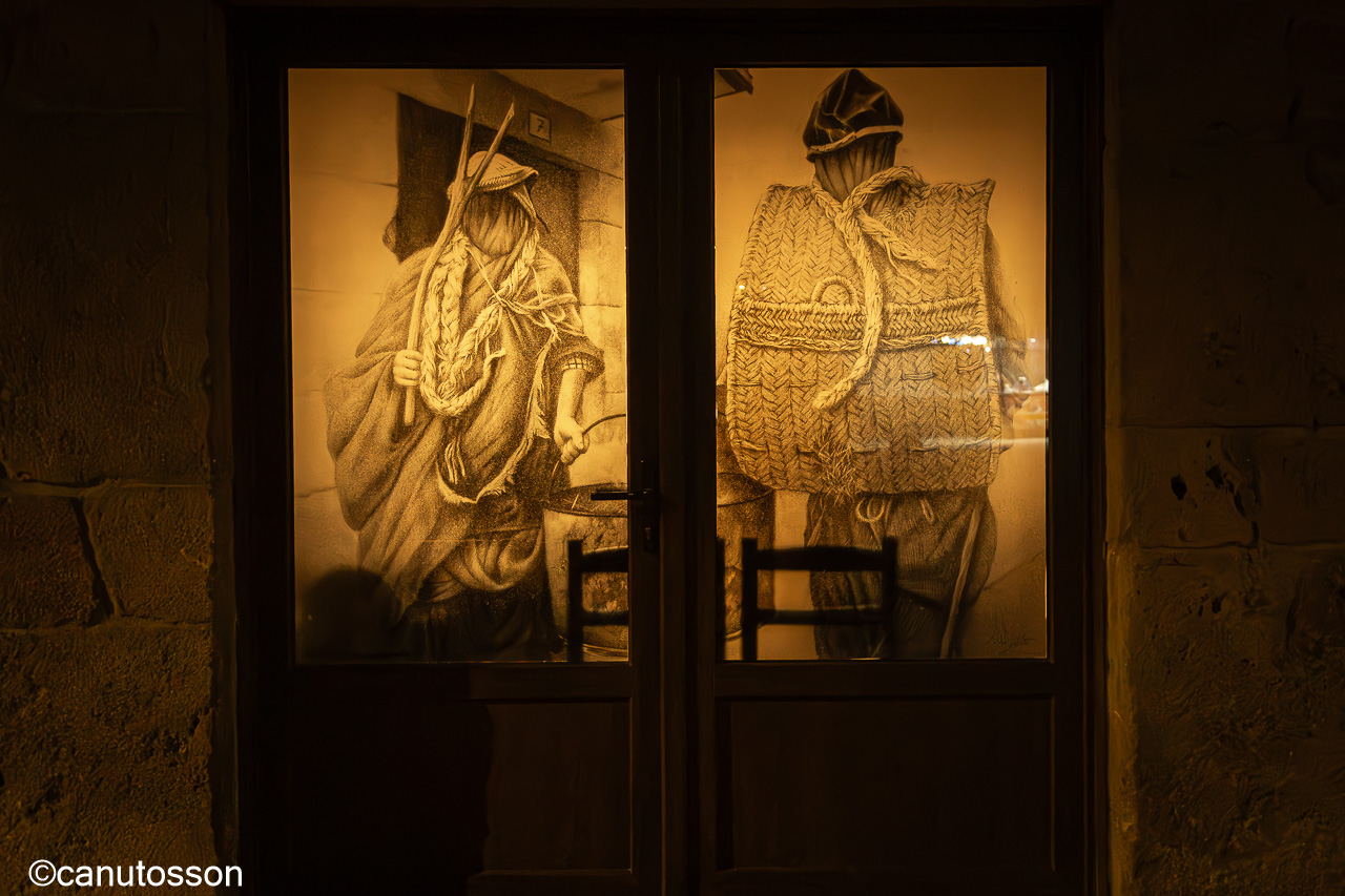 Recreación, cristalera en la Posada de Lantz.