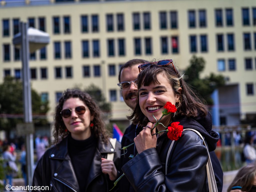 La juventud también recoge el testigo de la Revolución de los Claveles, Lisboa.